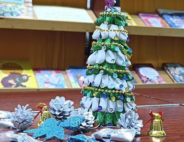 Занимательный час «Новогодние забавы»