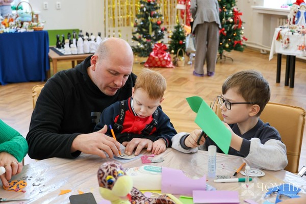 Новогодняя ярмарка в Публичке