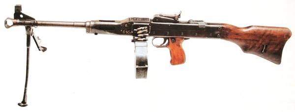 Тематическая беседа «Ручной пулемет или тяжелый пистолет–пулемет? Эксперимент «ЛАД»