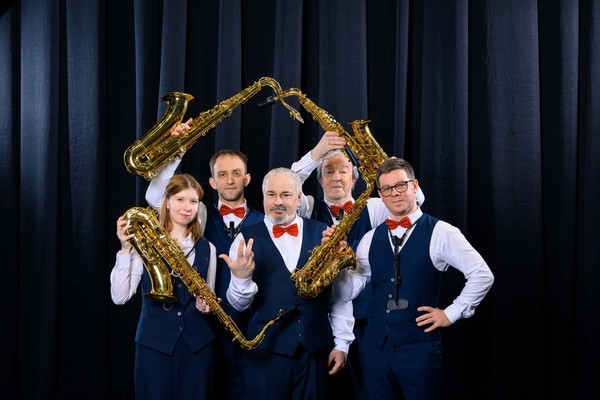 Духовой оркестр. Розовая пантера