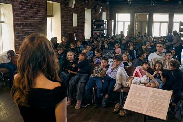 Программа «Игровая встреча для самых маленьких – изучаем ритм, мелодию и тембр»