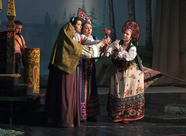 Спектакль «Аленький цветочек»