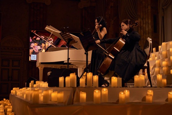 Рождество во дворце: шедевры классики в сиянии тысячи свечей