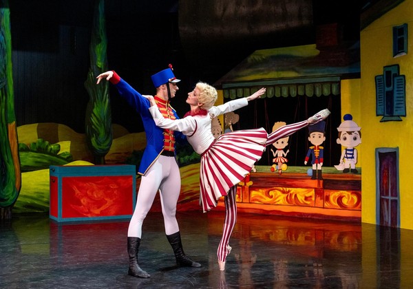 Балет «Ящик с игрушками»