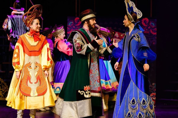 Сказ о купеческой дочери и волшебном цветке