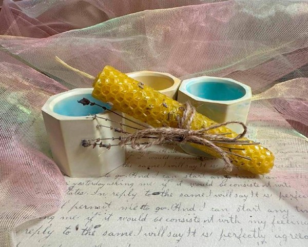 Мастер-класс «Свеча из вощины на подставке»