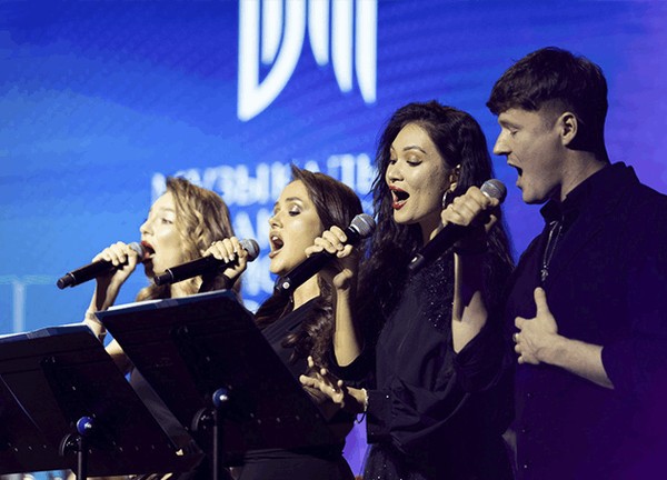 Концерт солистов Музыкальной академии Ларисы Долиной и Джазового оркестра