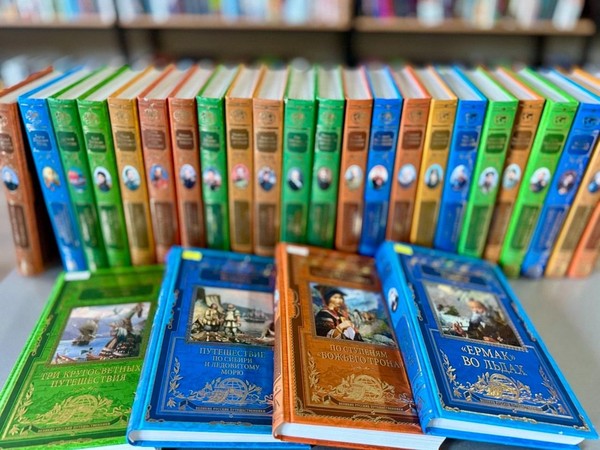 Просветительская Акция «Новогодние семейные чтения вслух. Живая классика»