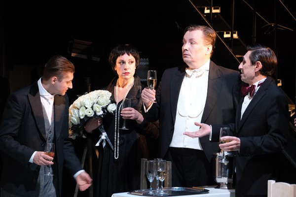 Аркадий Волгин