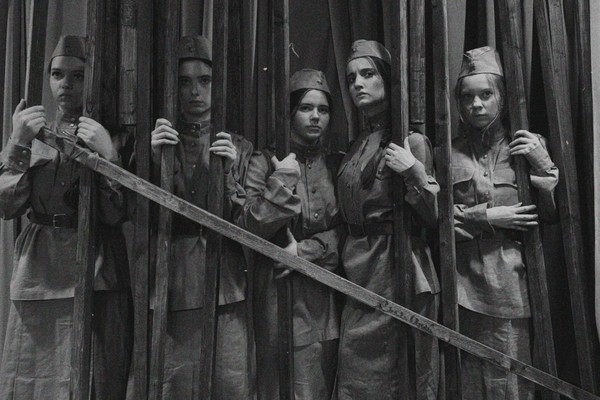 Спектакль «А зори здесь тихие»