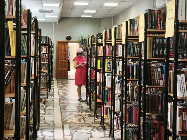 Акция «Новогодние семейные чтения вслух. Живая классика»