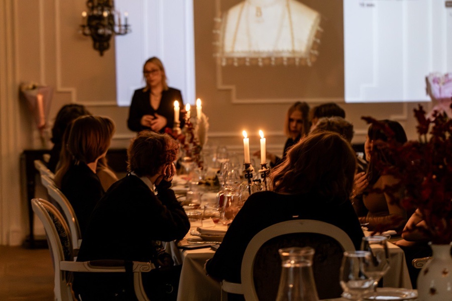 Праздничный арт-вечер «Изучаем историю искусств по «Гарри Поттеру»