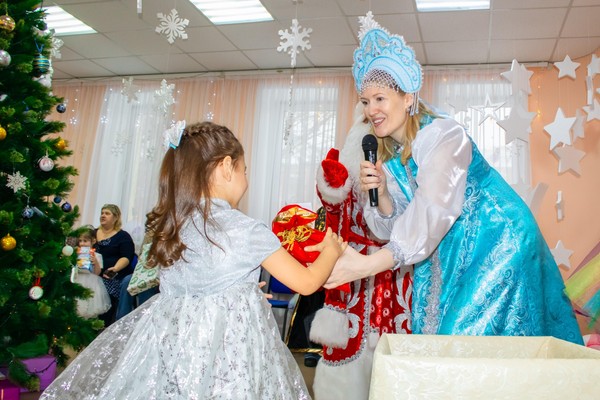 Программа «Новый год в кругу друзей»