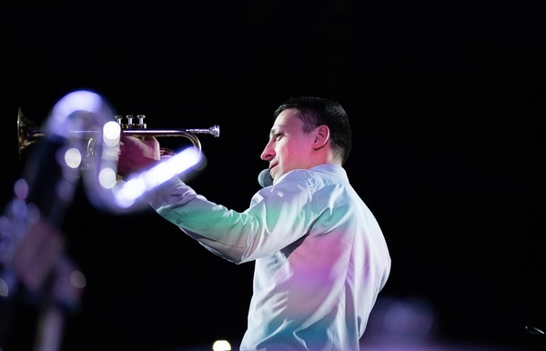 Новогодний концерт с Петром Востоковым