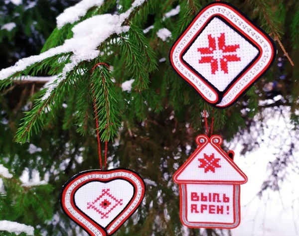 Творческое занятие «Удмуртский орнамент в украшениях»