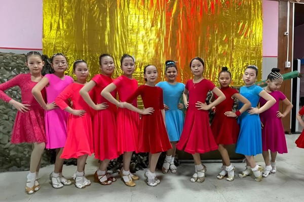 Мастер-класс «Его величество вальс»