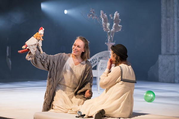 Месяц в деревне