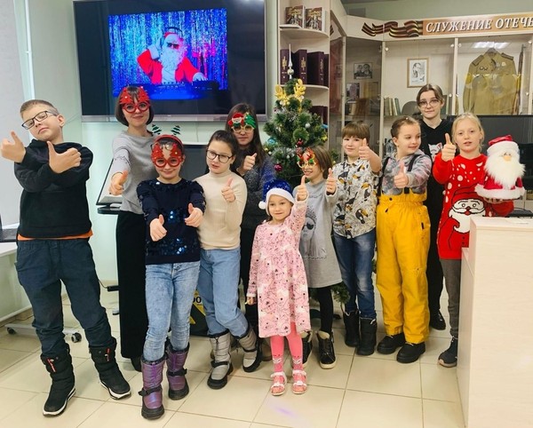 «Подарок-сюрприз к Новому году»