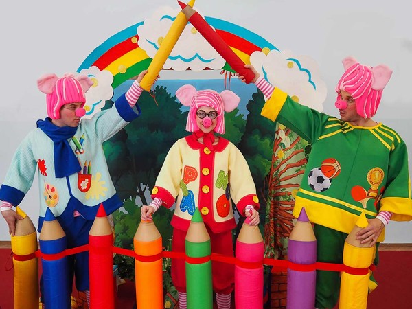 Три поросенка