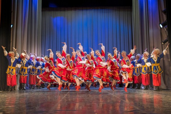 Концерт Государственного академического ансамбля танца «Урал»