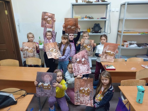 Выставку работ Художественного отделения, Отделения платных услуг «Мастерская Мороза»