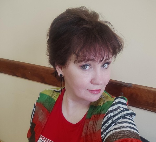 Клуб «Читающий понедельник»: встреча с поэтессой Ольгой Смерецкой