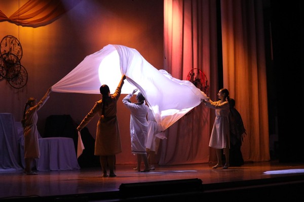 Представление «Как ветер в руках удержать»