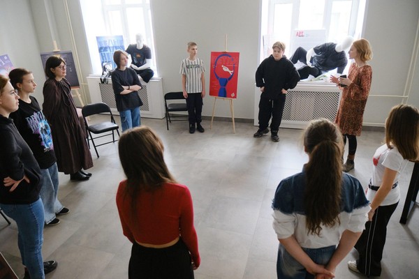 Театрализованная читка «Поэты в школе»