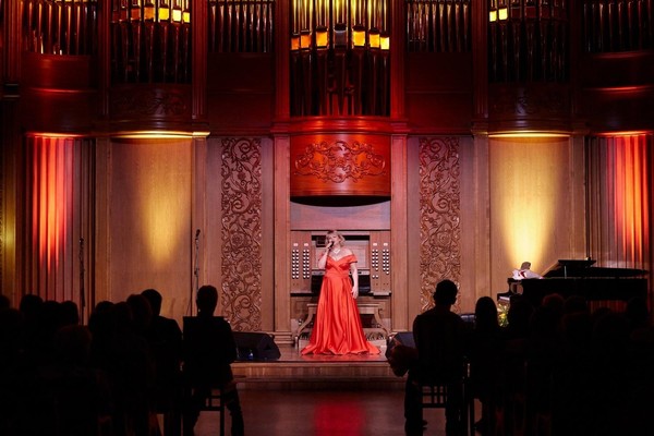 Концерт Елены Сафроновой