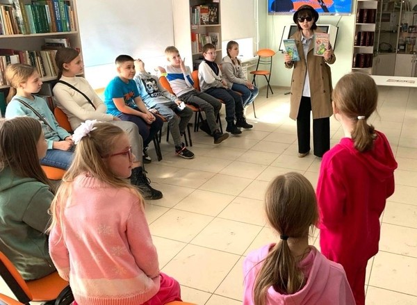 «Детектив идёт по следу»