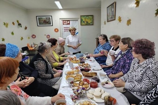 Познавательный час «В чае души не чаю»