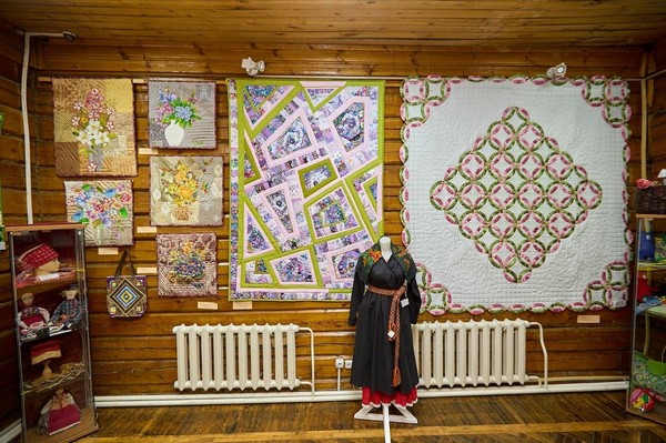 Выставка «Шить как жить»