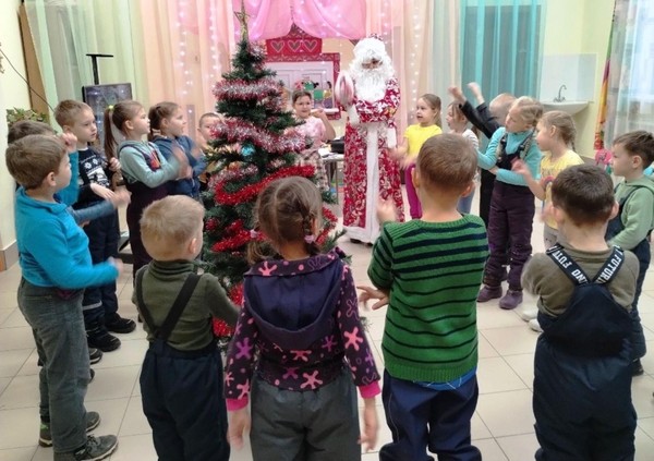 «Новогодняя кутерьма»