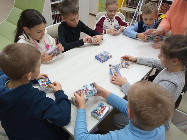 Познавательный час	«У природы нет плохой погоды»