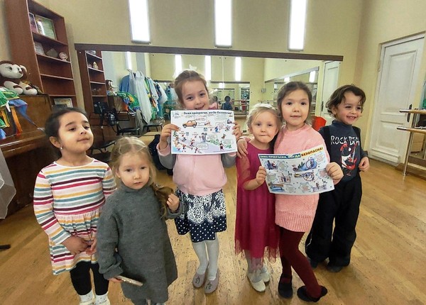 Тематическая беседа «Правила поведения на улицах и дорогах в зимний период»