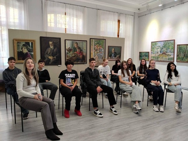 Лекция «Образ матери в живописи Ю.В. Разумовской»