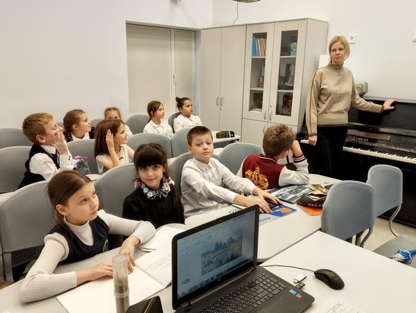 Лекция «Музыка из кино: почему человек плачет и смеется?»