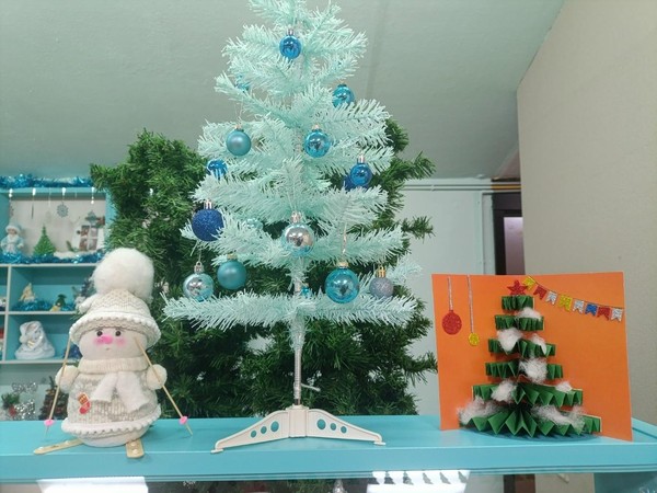 Новогодние посиделки «Снежинка добра»