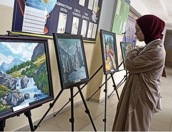 Передвижная выставка в Базовом медицинском колледже