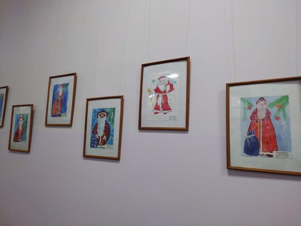 Выставка «Портрет Деда Мороза»