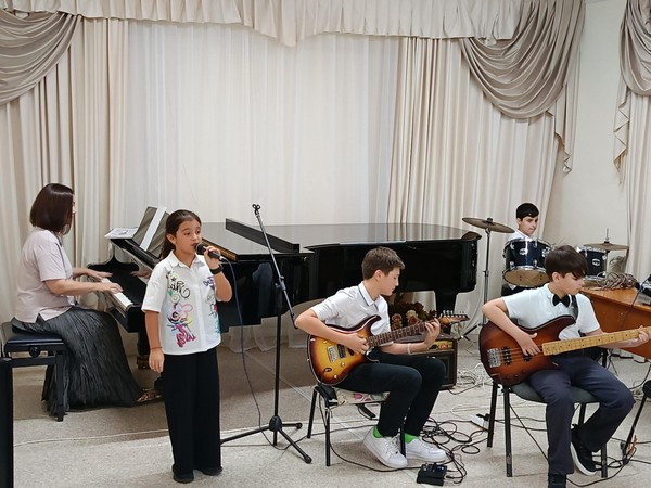 Концерт «Путешествие во времени»