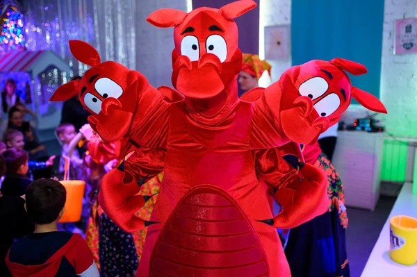 Баба Яга и Горыныч против