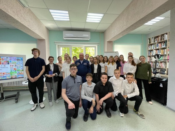 Встреча в библиотеке «Патриотизм начинается здесь...»