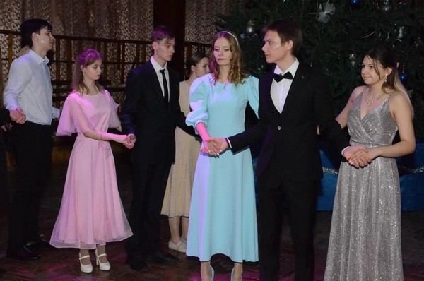 Программа «Новогодний бал»