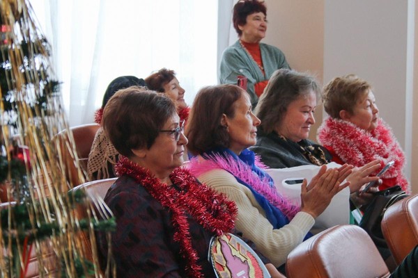 Концертная программа «Новогоднее настроение»