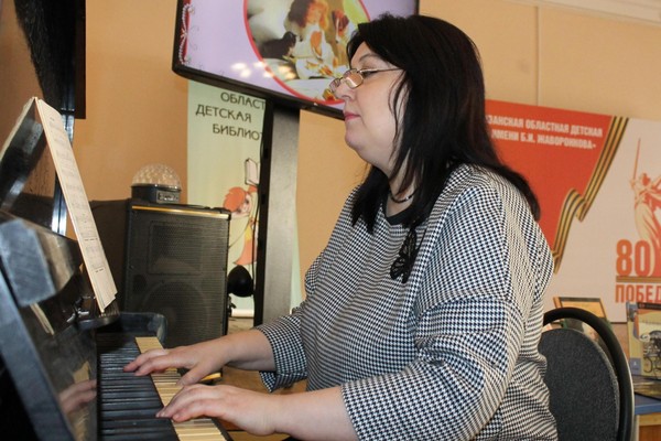 Музыкальный утренник «Когда мои друзья со мной» к 100-летию В. Шаинского