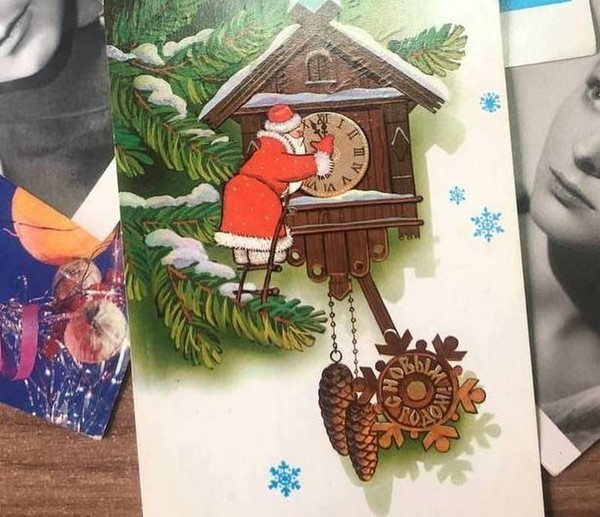 Лекция «Волшебство на бумаге. О новогодних открытках»