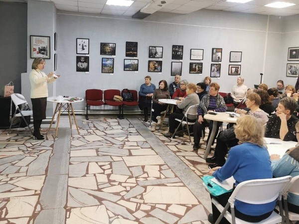 Беседа «Знакомство с новинками семян и плодово-ягодных культур на сезон 2026 год»