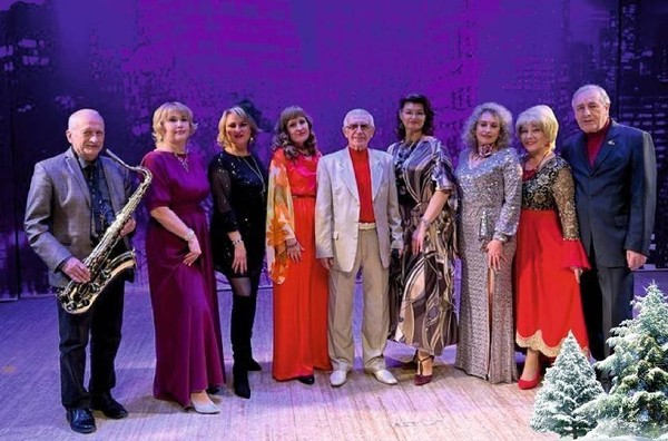 Эстрадная программа «Новогодняя феерия»