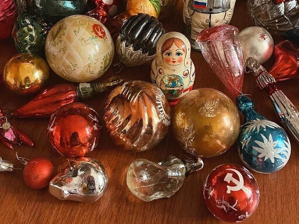 Выставка старинных елочных игрушек